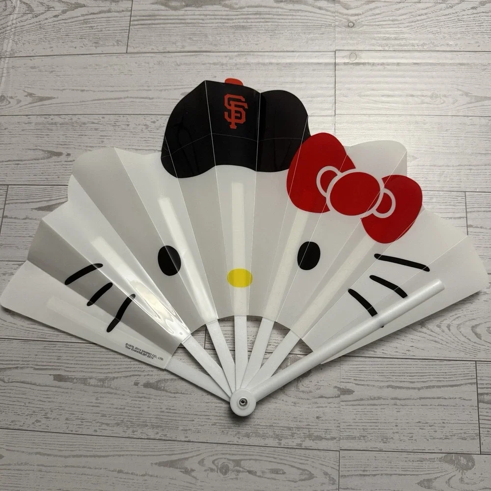 2014 San Francisco Giants Fan Hello Kitty Stadium Exclusive Sanrio MLB ~Rare~ SF